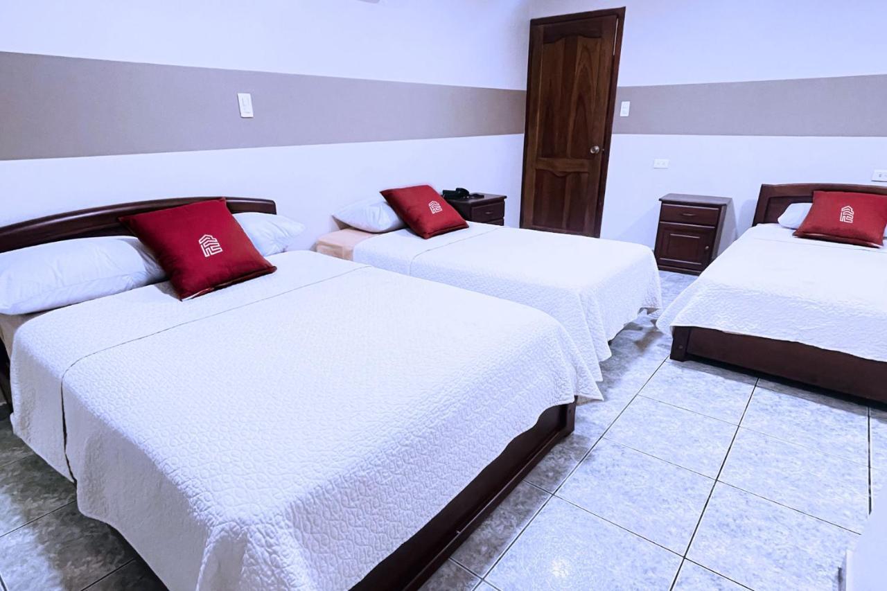 Hotel Mikasa Santo Domingo de los Colorados Extérieur photo